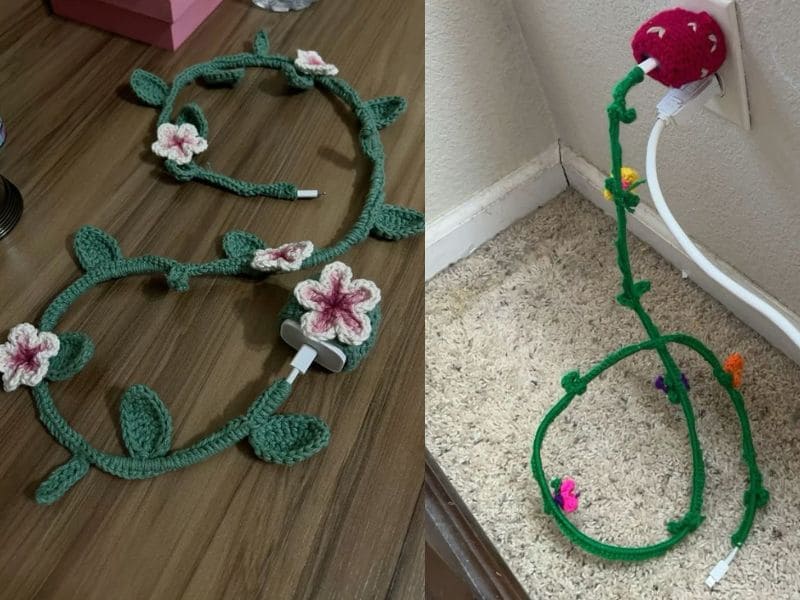 Cabo de carregador e conector decorados com crochê em forma de trepadeira com flores.